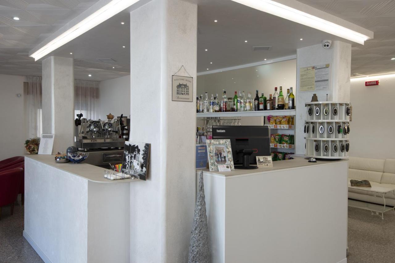Hotel Imperiale - Fronte Mare Riccione